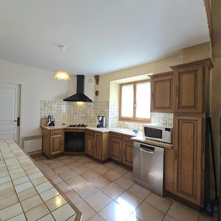 Maison De Charme Avec Ruisseau, 5 Chambres, Proche Vallee De Dordogne Et Sites Touristiques - Fr-1-616-170 * Borrèze